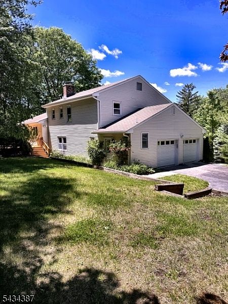 2nd image of 132 Rolling Ridge Rd