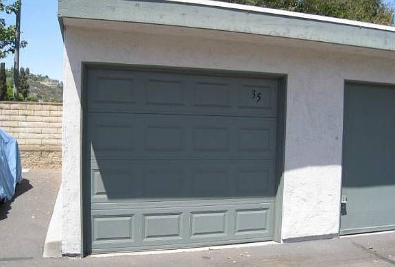 Detached one car garage