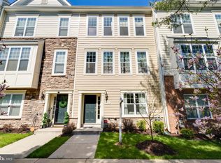 9903 Wood Edge Way, Lanham, MD 20706
