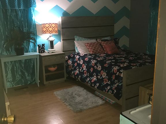 Upstairs bedroom