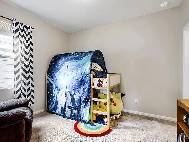 2432 Berryville Ln — Photo 18
