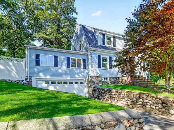 51 Lindenwood Rd, Stoneham, MA 02180