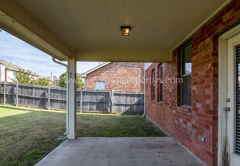 3208 Grant St — Photo 40