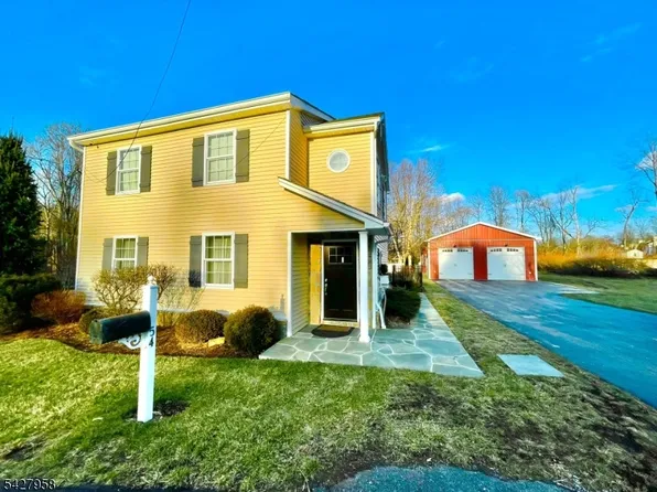 54 Carey Rd, Succasunna, NJ 07876