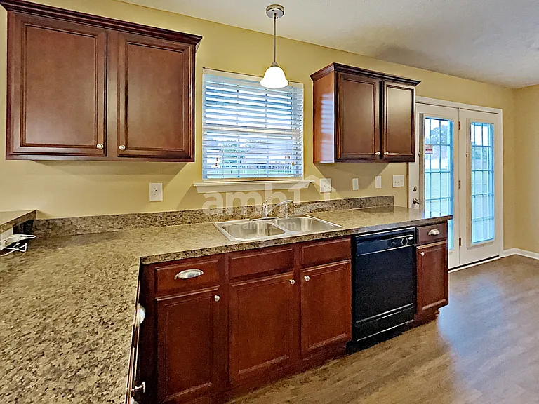 4328 Pender Ct — Photo 3