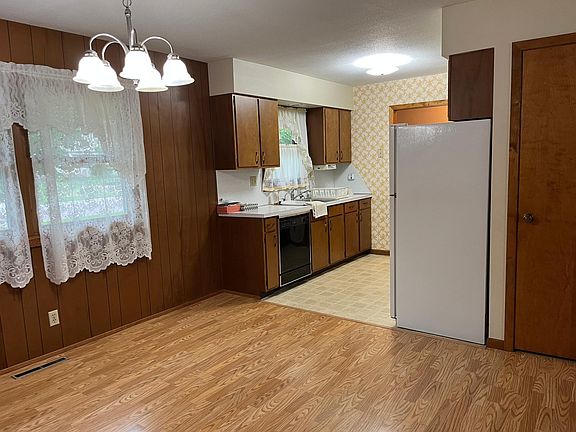 4th image of 631 19th St