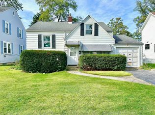 374 N Highland Ave, Elmhurst, IL 60126