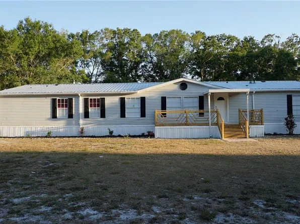 26236 Glenwood Dr, Zephyrhills, FL 33544