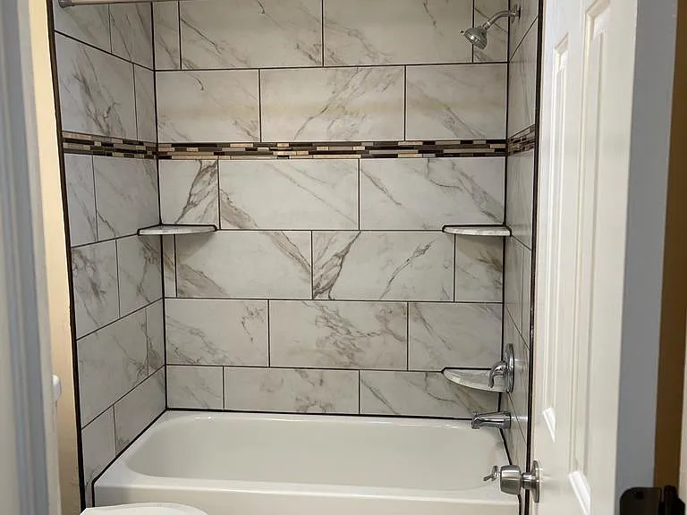 815 N Jackson St #2 — Photo 12