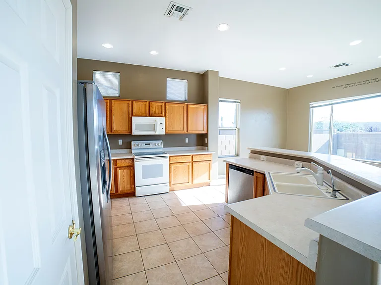 14976 S Camino Rio Puerco — Photo 15