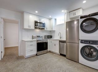 620 Bathurst St #E, Toronto, ON M5S2R1