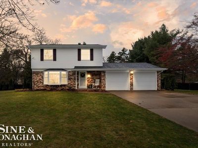 13100 Shadybrook Ln, Dewitt, MI, 48820