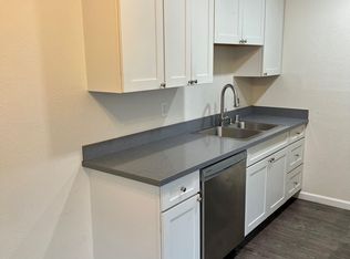 2407 V St APT 5, Sacramento, CA