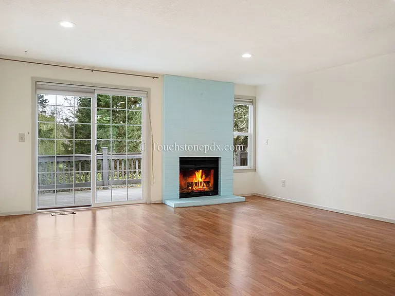 6330 SW 152nd Ave — Photo 7
