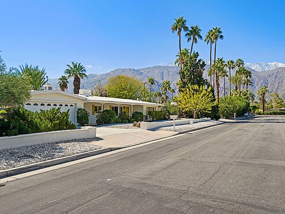 3rd image of 1061 E Olive Way