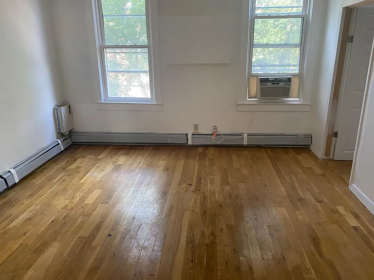 37 Logan Ave #2 — Photo 14