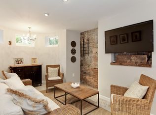 917 Constitution Ave NE #1-ID694P, Washington, DC 20002