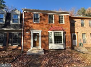 3875 Bradwater St, Fairfax, VA 22031