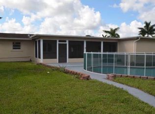 5101 Harrison St, Hollywood, FL 33021