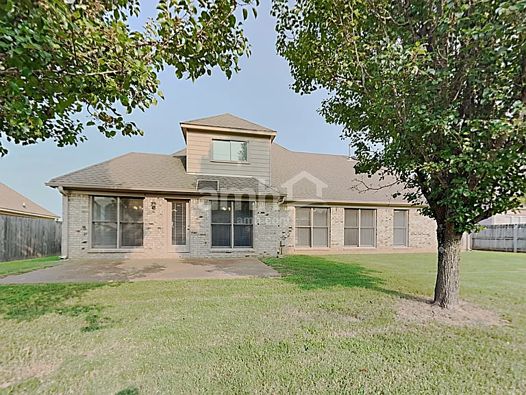 5005 Bristol Woods — Photo 16