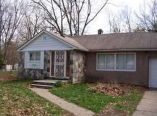 20945 Mada Ave, Southfield, MI 48075