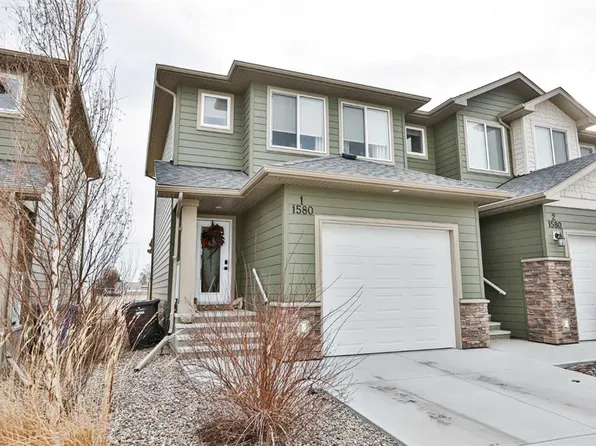 1580 Stafford Dr N #1, Lethbridge, AB T1H 7G8