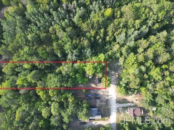 Tbd N 8th St, Manistique, MI 49854