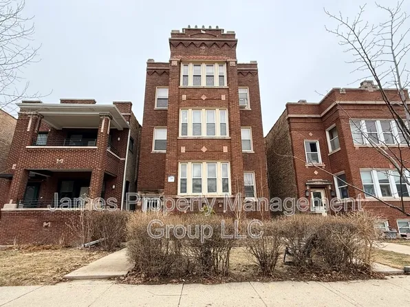 2736 W Giddings St #1, Chicago, IL 60625