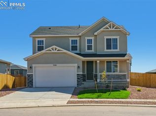 3306 Bella Notte Dr, Pueblo, CO 81001