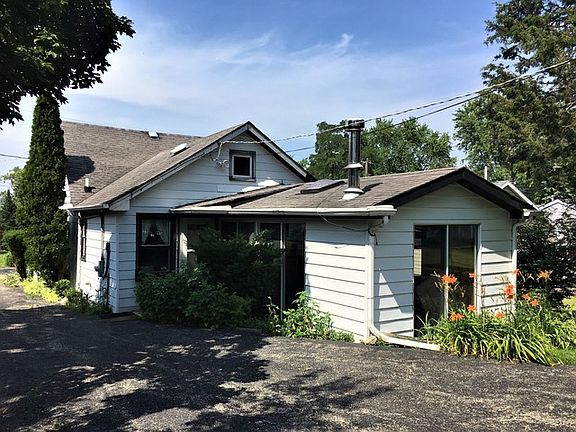 4th image of 22469 W Fairview Dr