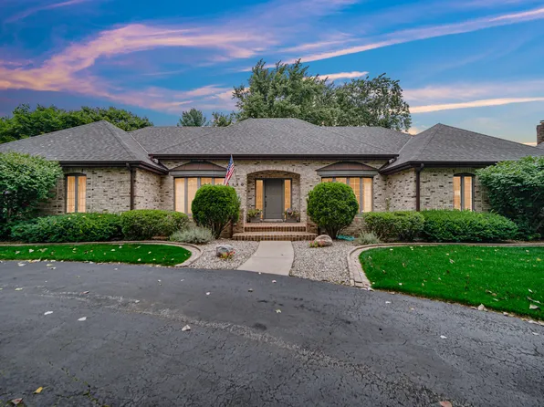 1140 Turnberry Dr, Schererville, IN 46375