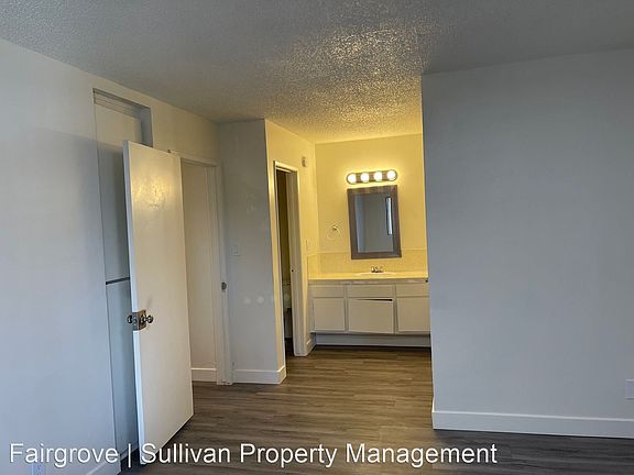 3rd image of 13717 Chadron Ave APT 1
