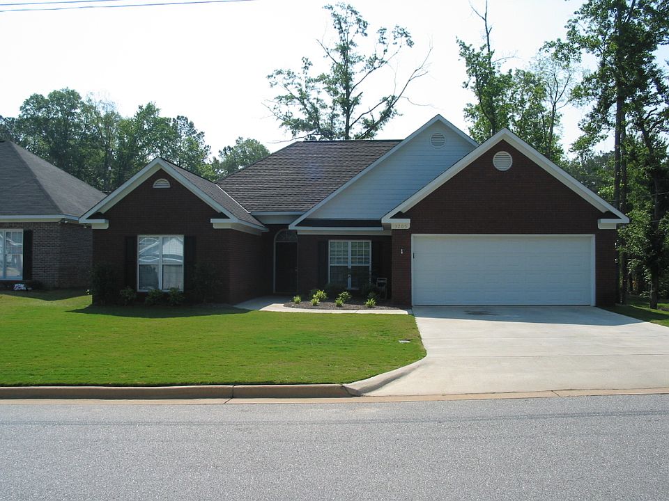 3205 Thornberry Front