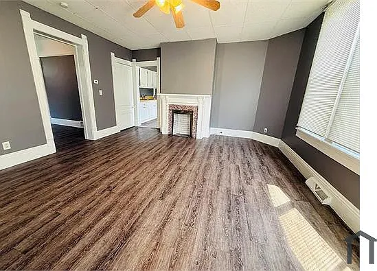 4 bed, 1100 sqft, $1,050 — Photo 2