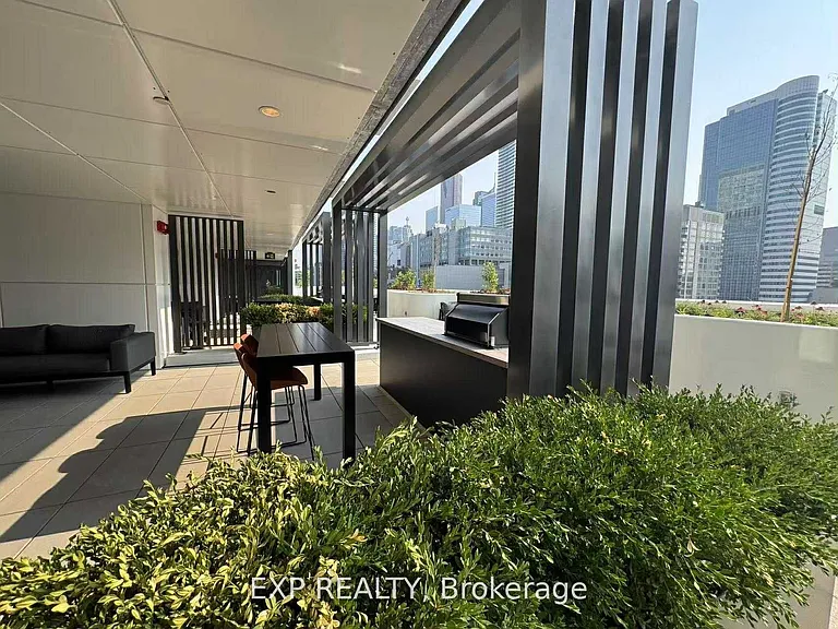 252 Church St #5510 — Photo 26