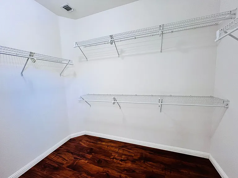 3047 Hickory Valley Rd — Photo 17