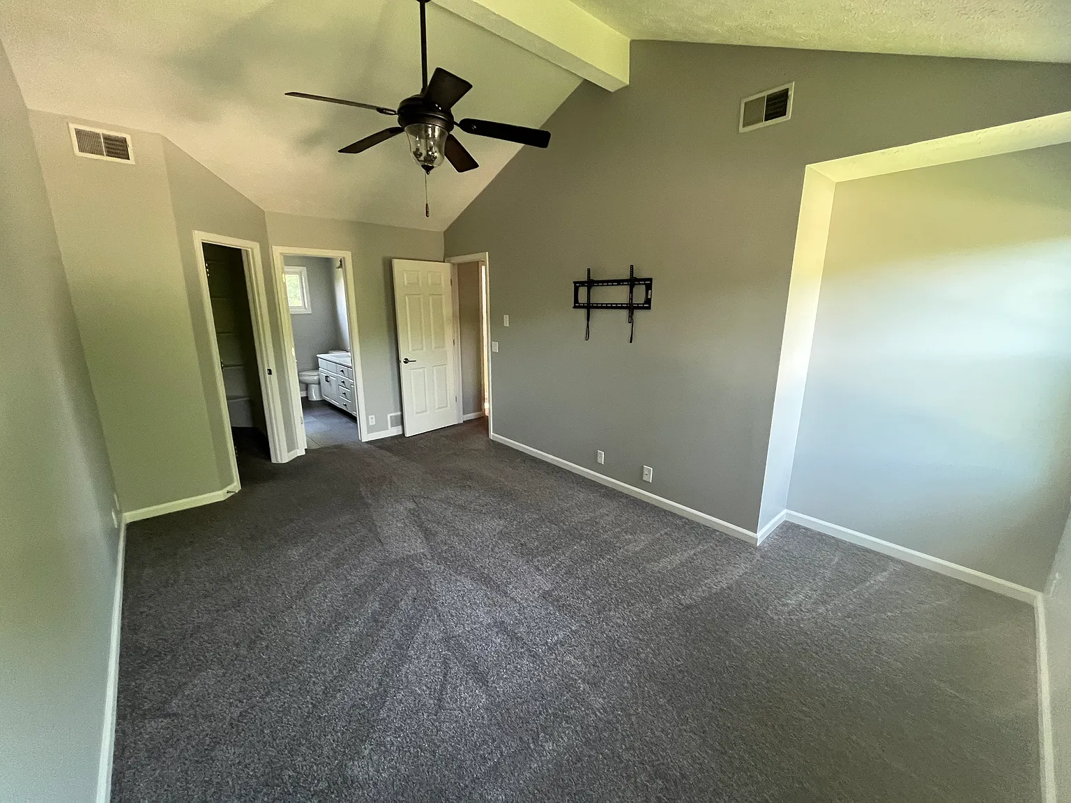 17327 Pine Cir — Photo 2