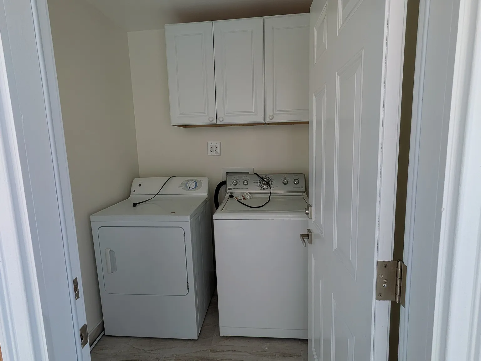 2 bed, 930 sqft, $2,800 — Photo 4