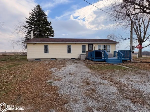 2223 290th St, Oskaloosa, IA 52577