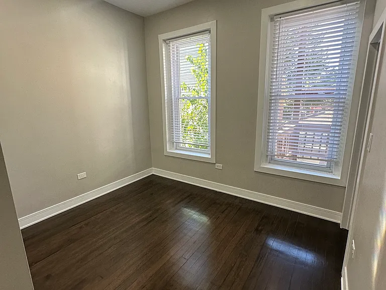 2437 S Kedzie Ave #2 — Photo 10