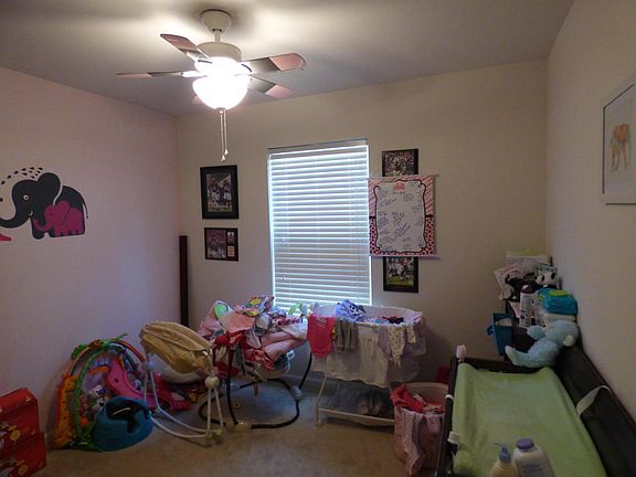 4th image of 425 Savannah River Dr