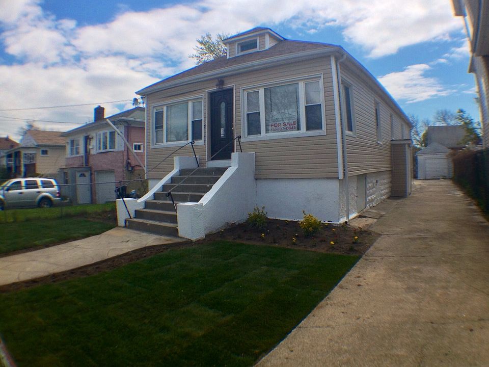 All New!Siding,Roof,Gutters 