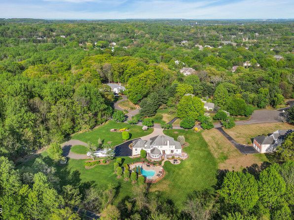 210 Doe Trail, Marlboro, NJ 07746