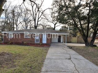 5804 Groom Rd, Baker, LA 70714