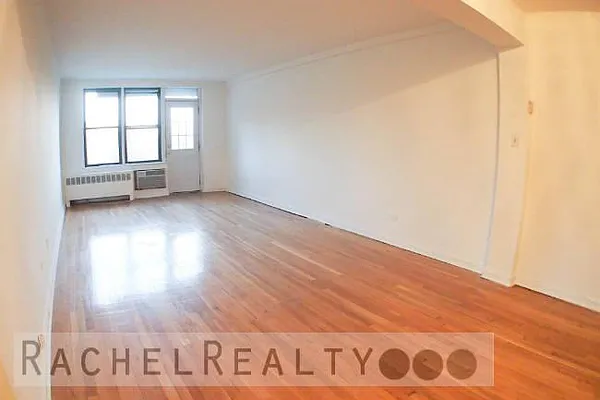 Rented by Rachel Realty | media 9