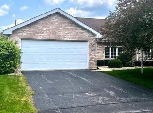 1060 Easy St UNIT D, Crown Point, IN 46307