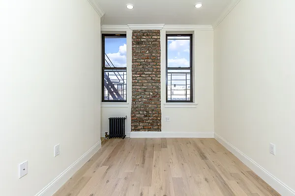 Rented by Dallien Realty Limited Liability Company | media 4