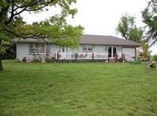 1920 SW Carlson Rd, Topeka, KS 66615