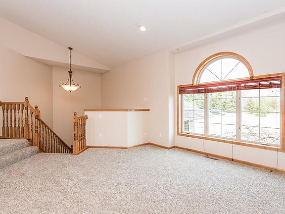 4th image of 5377 Needham Ave NE