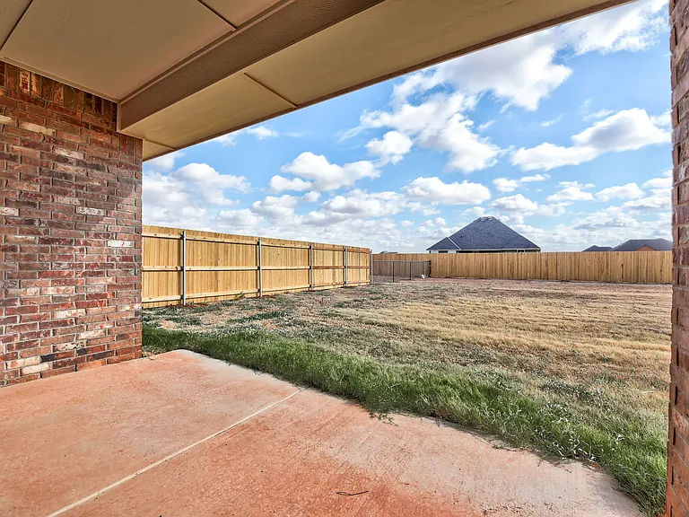 25173 N County Rd #2980B — Photo 35